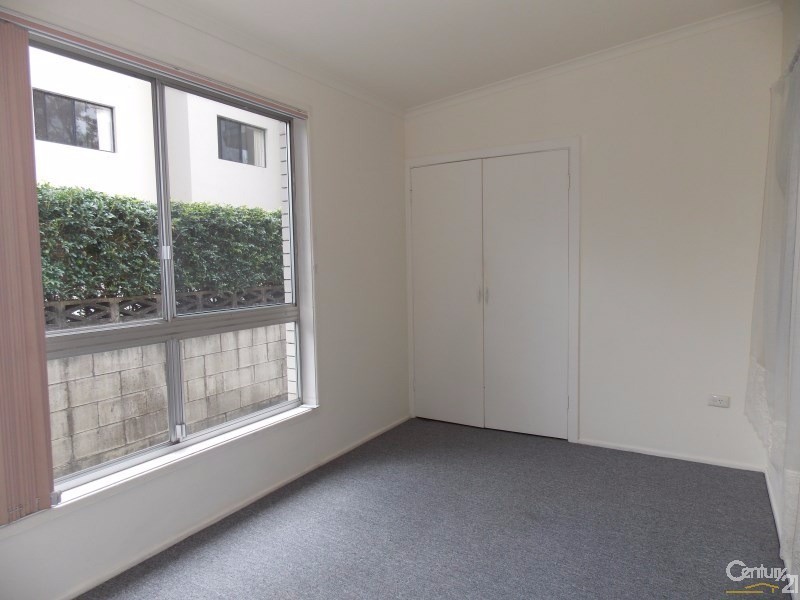 1/76 Dutton Street, Coolangatta QLD 4225