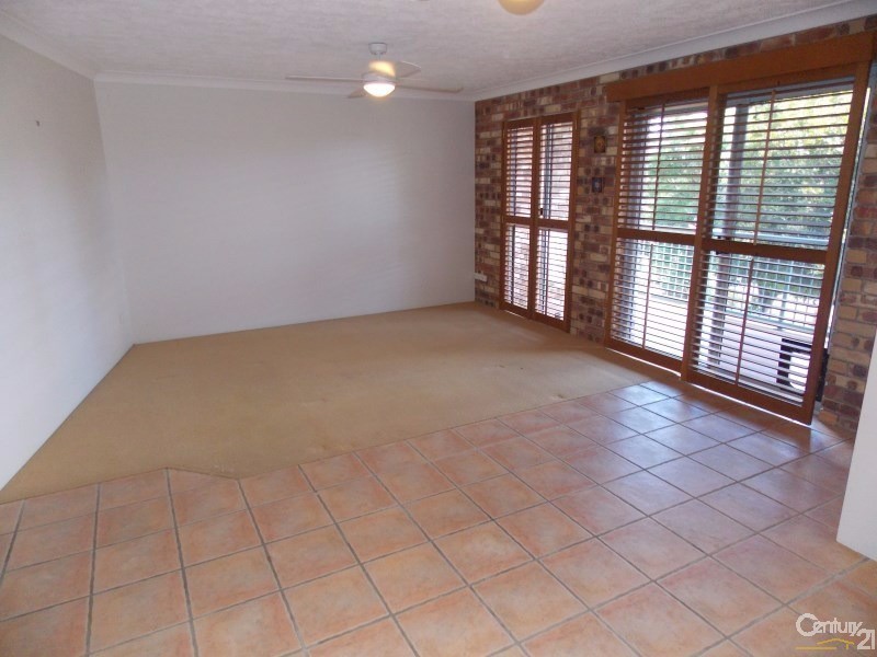 6/17 Korina Ave, Coolangatta QLD 4225