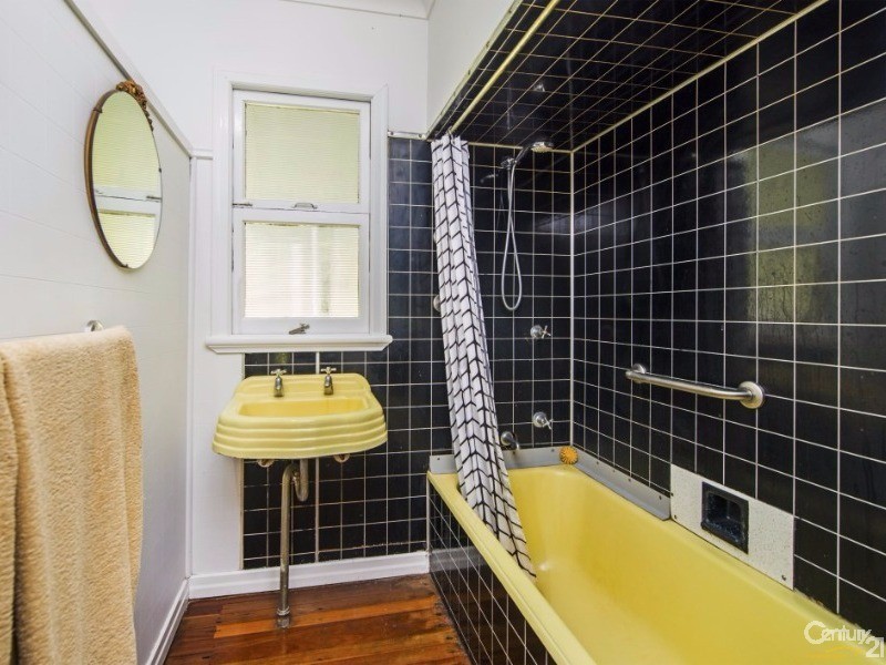 59 Stapylton Street, Coolangatta QLD 4225