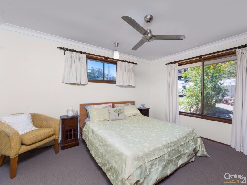 21 Cominan Avenue, Banora Point NSW 2486