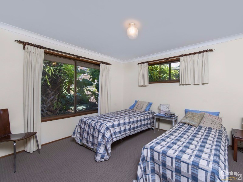 21 Cominan Avenue, Banora Point NSW 2486