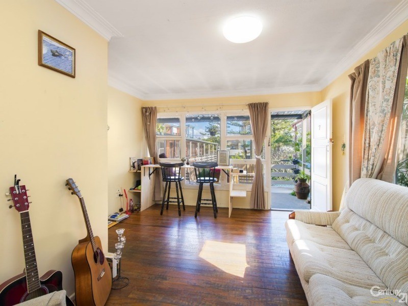 7/4 Johnston Street, Bilinga QLD 4225