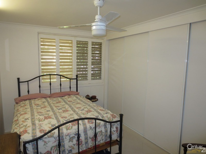 2/63 Stapylton Street, Coolangatta QLD 4225