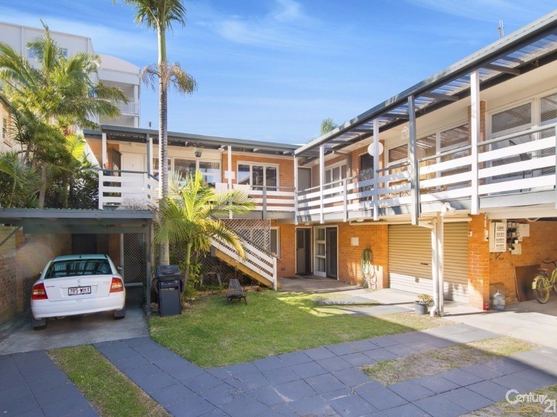 2/4 Johnston Street, Bilinga QLD 4225