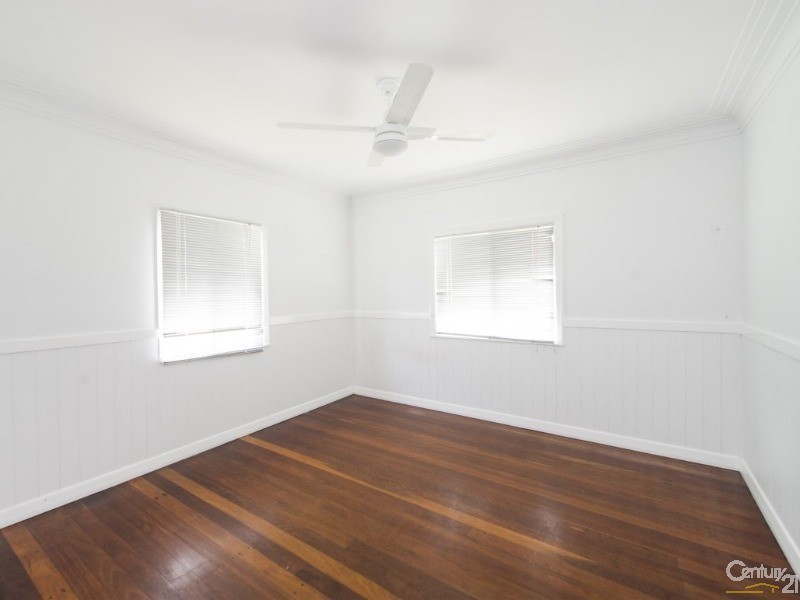 41  Miles Street, Coolangatta QLD 4225