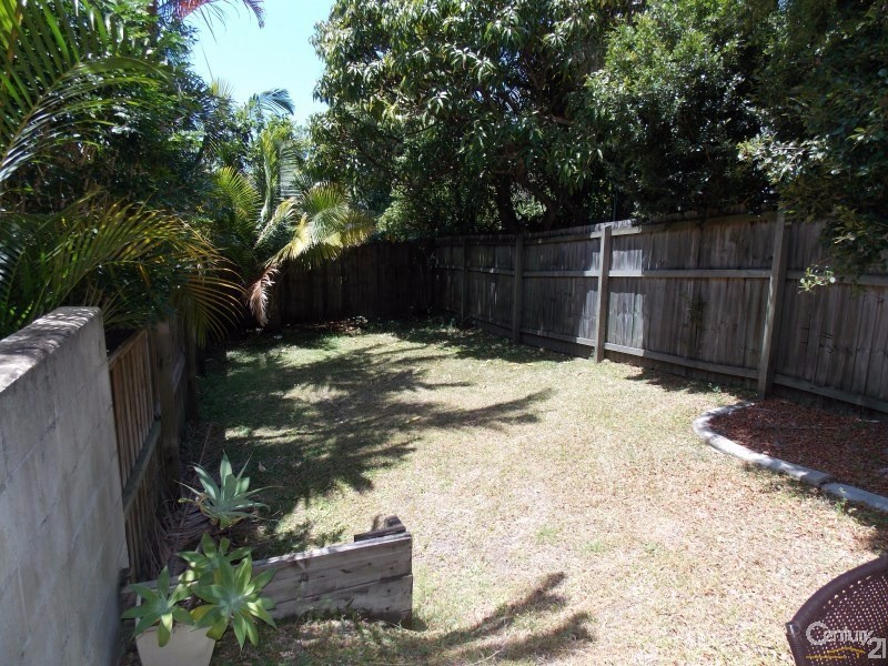 1/48 McLean Street, Coolangatta QLD 4225