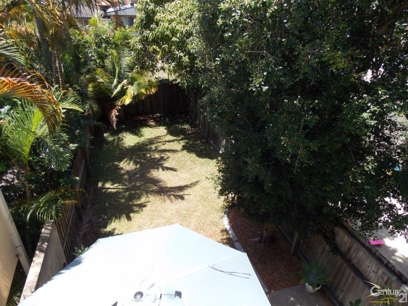 1/48 McLean Street, Coolangatta QLD 4225