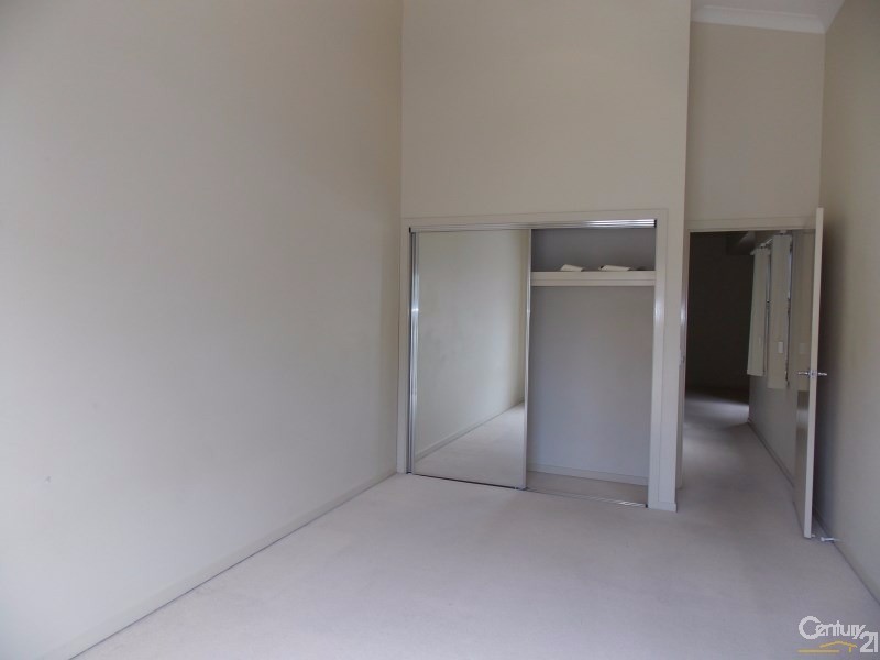 2/48 McLean Street, Coolangatta QLD 4225
