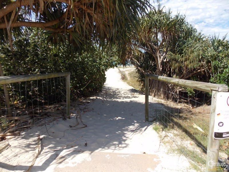 5/125 Golden Four Drive, Bilinga QLD 4225