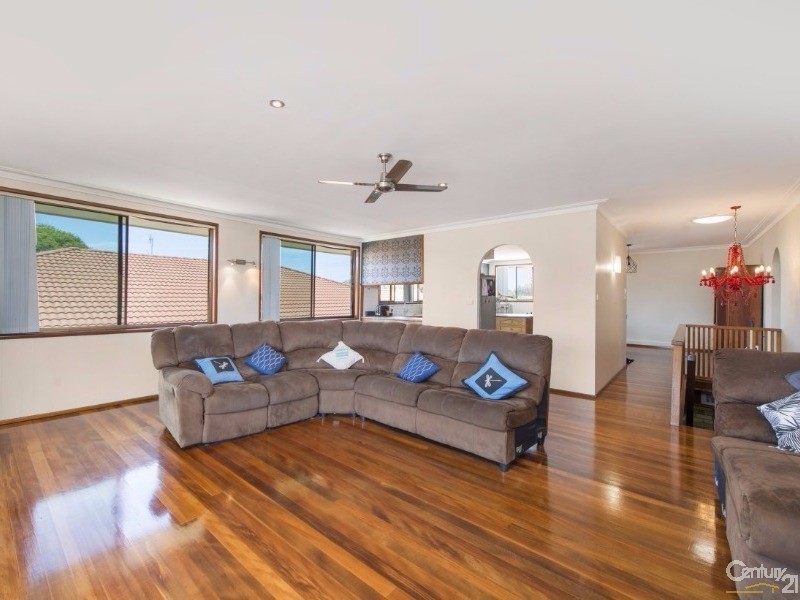 76 Jacaranda Avenue, Tweed Heads West NSW 2485