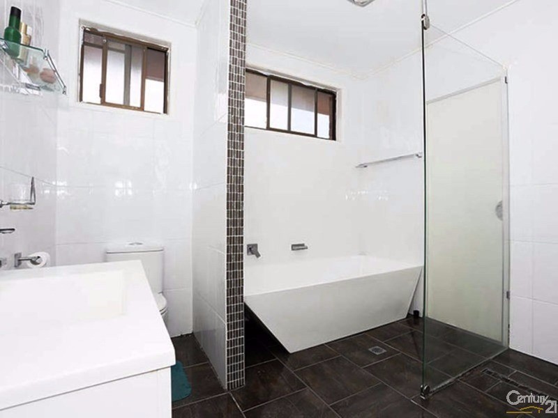 76 Jacaranda Avenue, Tweed Heads West NSW 2485