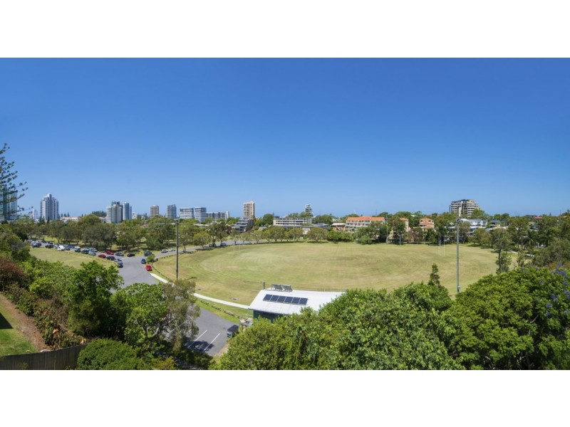 8/50 Dutton Street, Coolangatta QLD 4225