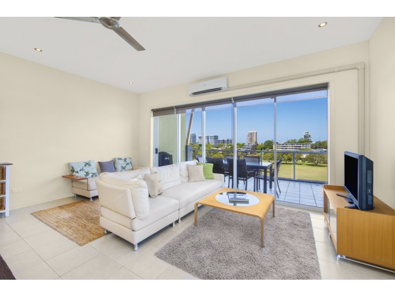 8/50 Dutton Street, Coolangatta QLD 4225
