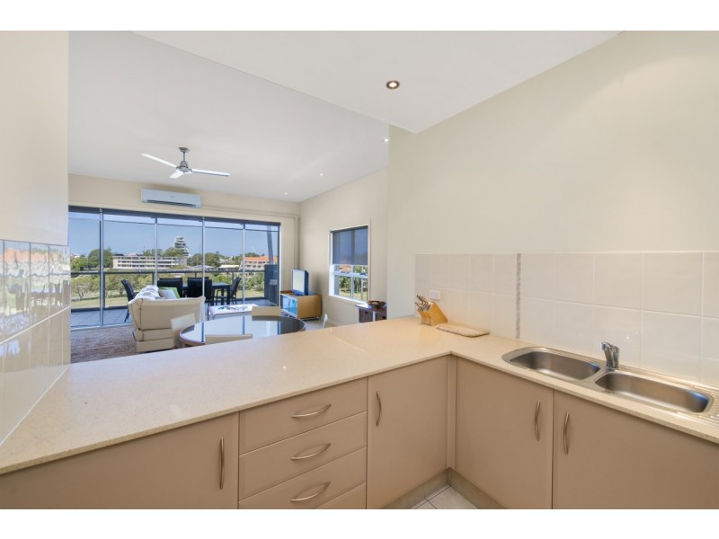 8/50 Dutton Street, Coolangatta QLD 4225
