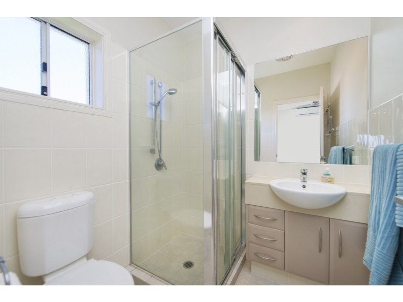 8/50 Dutton Street, Coolangatta QLD 4225