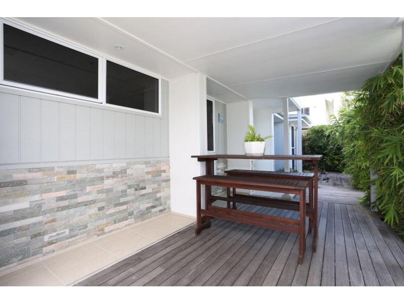 375 Casuarina Way, Casuarina NSW 2487