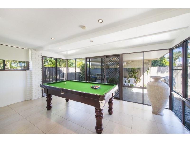 1/2 Caloola Drive, Tweed Heads NSW 2485