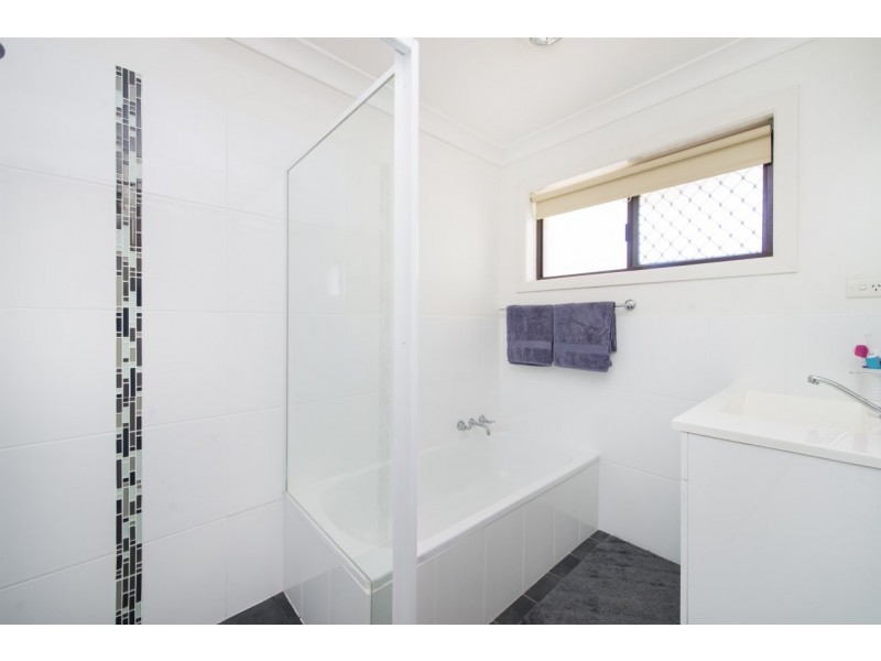 1/2 Caloola Drive, Tweed Heads NSW 2485