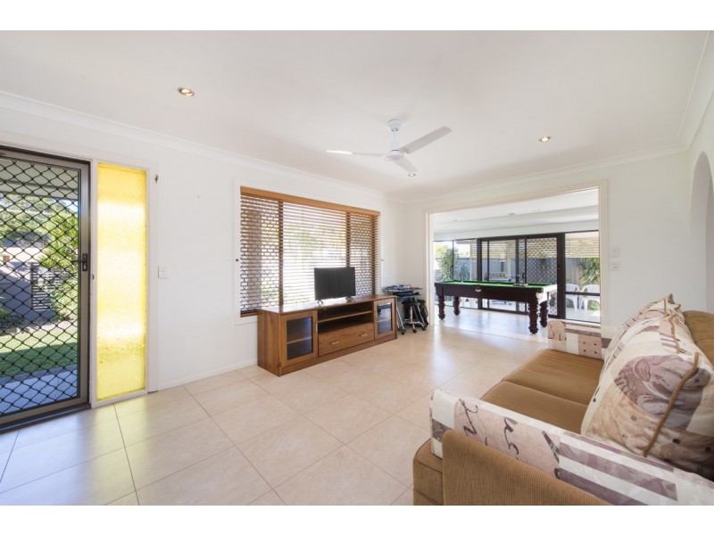 1/2 Caloola Drive, Tweed Heads NSW 2485