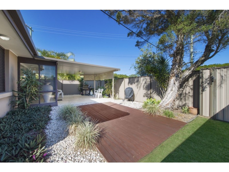 1/2 Caloola Drive, Tweed Heads NSW 2485