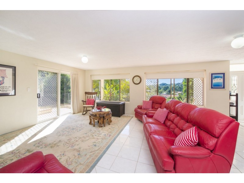 5 Dromara Court, Banora Point NSW 2486