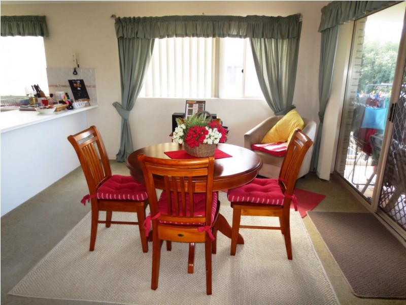 6/18 Dutton Street, Coolangatta QLD 4225