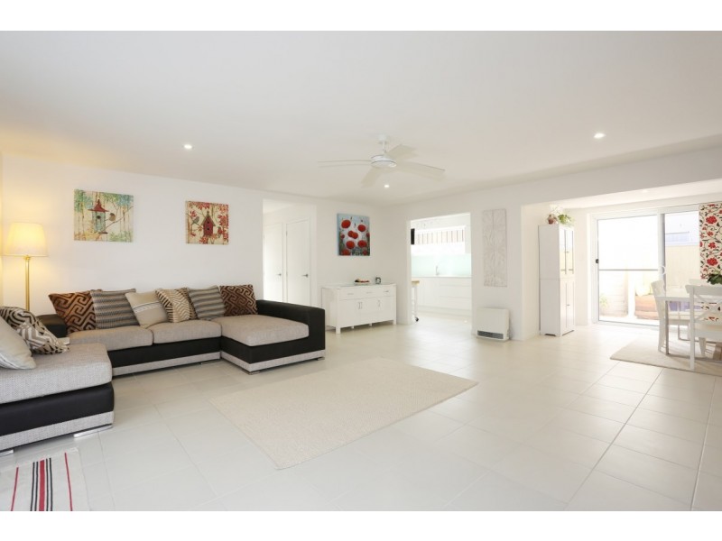 375 Casuarina Way, Casuarina NSW 2487