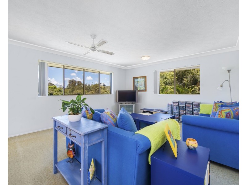 8/18 Dutton Street, Coolangatta QLD 4225