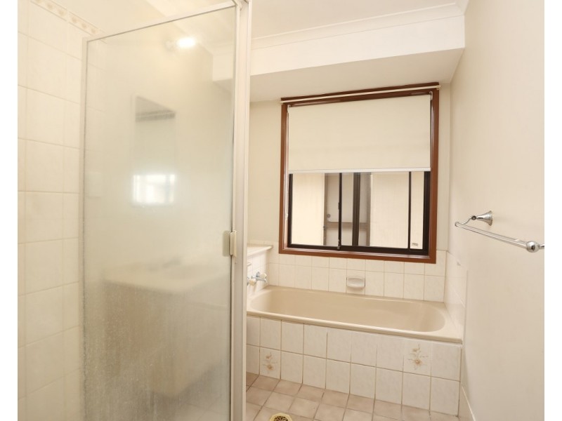 16 Roberta Crescent, Bilambil Heights NSW 2486