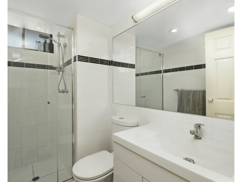 9/23 Garrick Street, Coolangatta QLD 4225