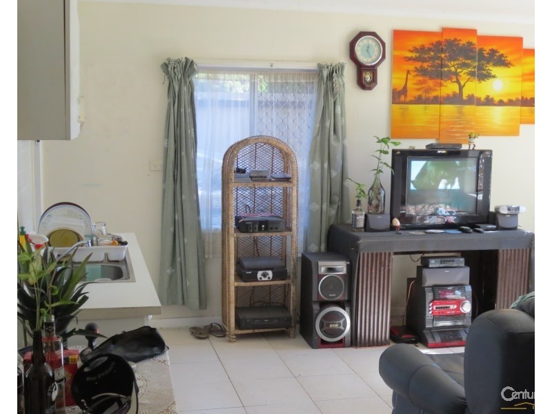 227 Kennedy Drive, Tweed Heads West NSW 2485