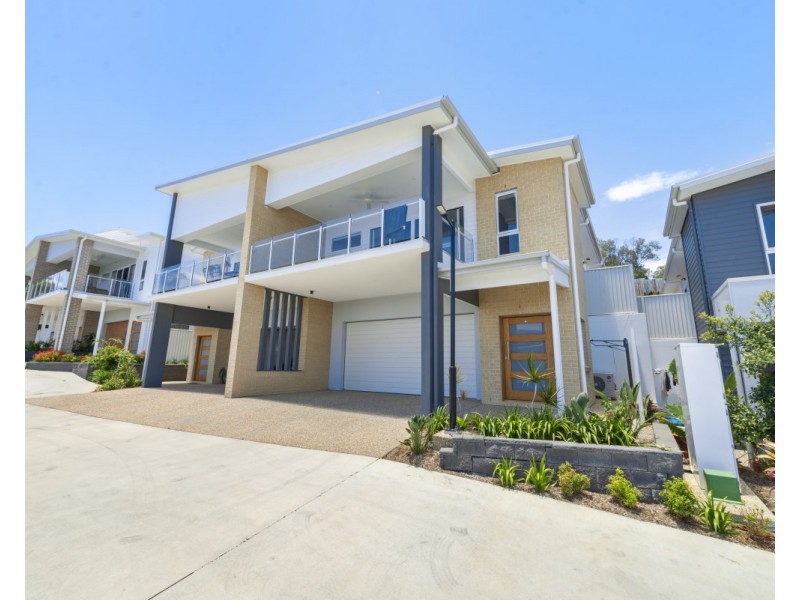 4/8 Croft Court, Tugun QLD 4224