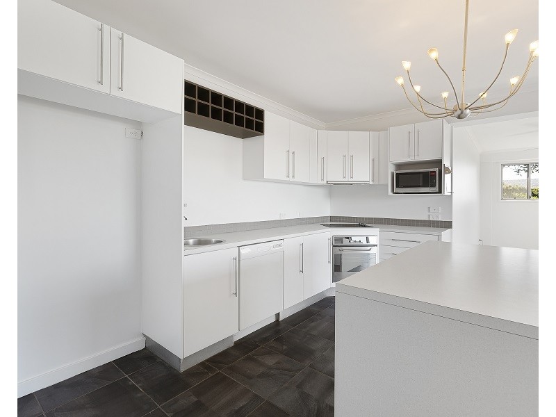 6 Blue Haze Crescent, Banora Point NSW 2486