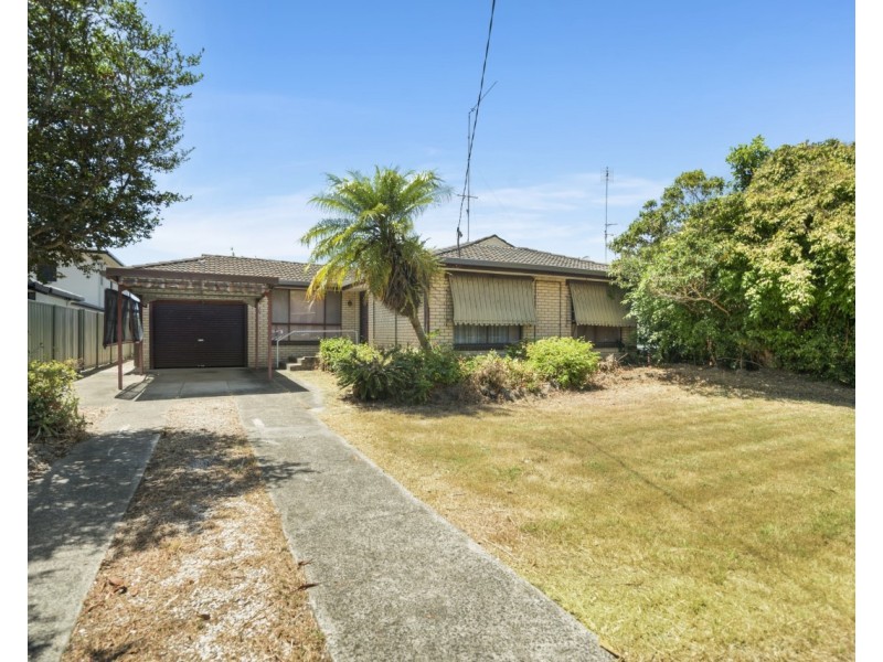 15 Gollan Drive, Tweed Heads West NSW 2485