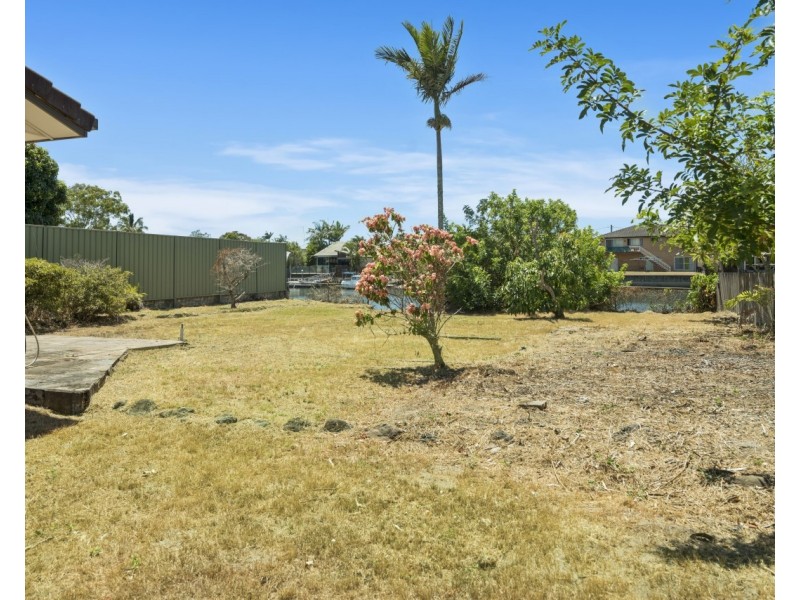15 Gollan Drive, Tweed Heads West NSW 2485