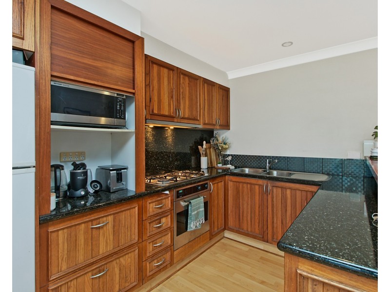 7 Blue Waters Crescent, Tweed Heads West NSW 2485