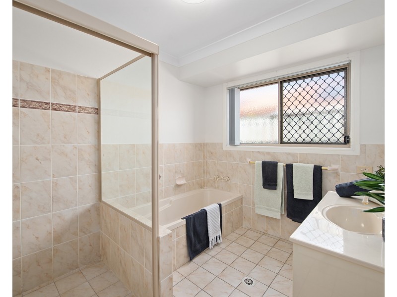 51 Winders Place, Banora Point NSW 2486