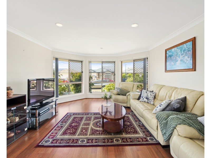 51 Winders Place, Banora Point NSW 2486