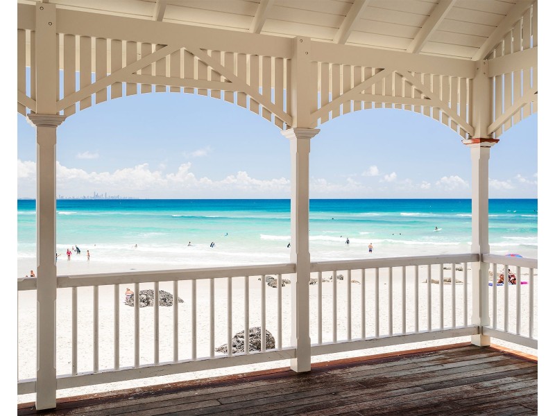 8 Churchill Street, Coolangatta QLD 4225