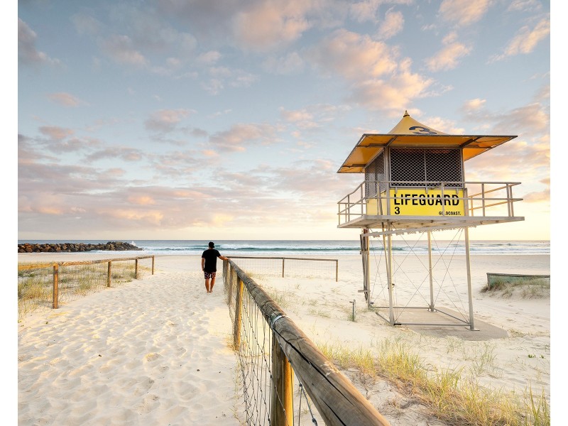 8 Churchill Street, Coolangatta QLD 4225