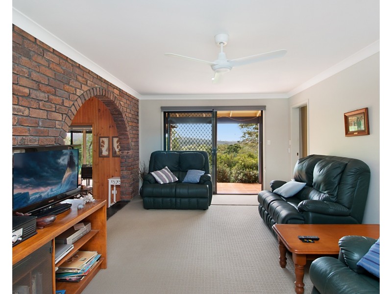 22 Gladioli Avenue, Terranora NSW 2486