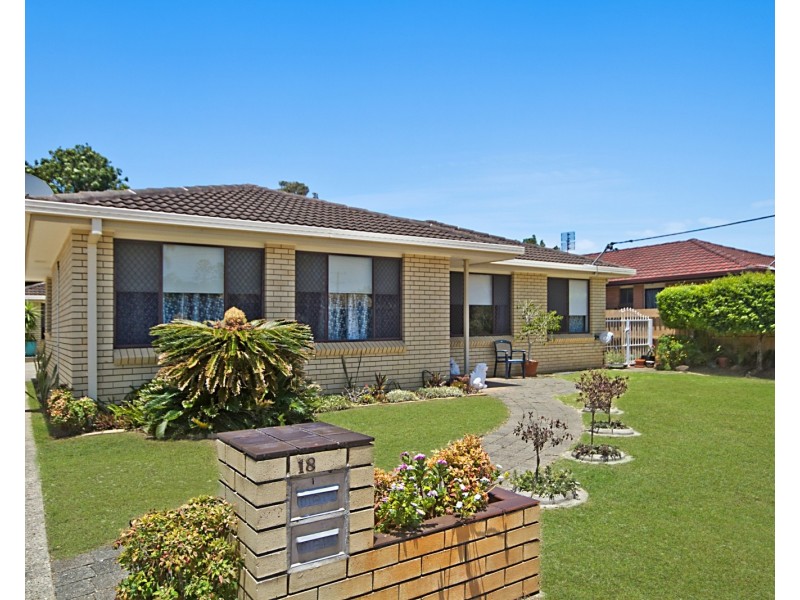 1/18 Red Bass Avenue, Tweed Heads West NSW 2485