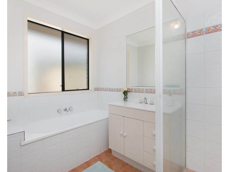 4 Cook Crescent, Tweed Heads South NSW 2486