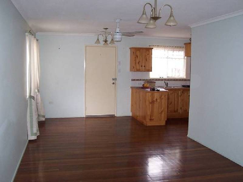 10 McKenzie Street, Bundamba QLD 4304