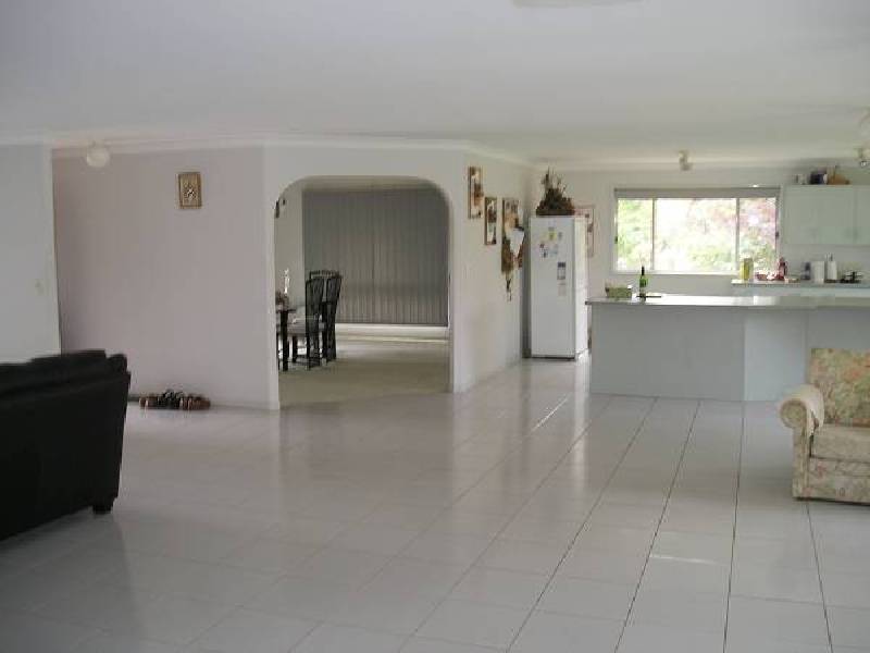 175 College Road, Karana Downs QLD 4306