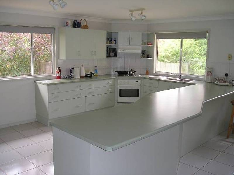 175 College Road, Karana Downs QLD 4306