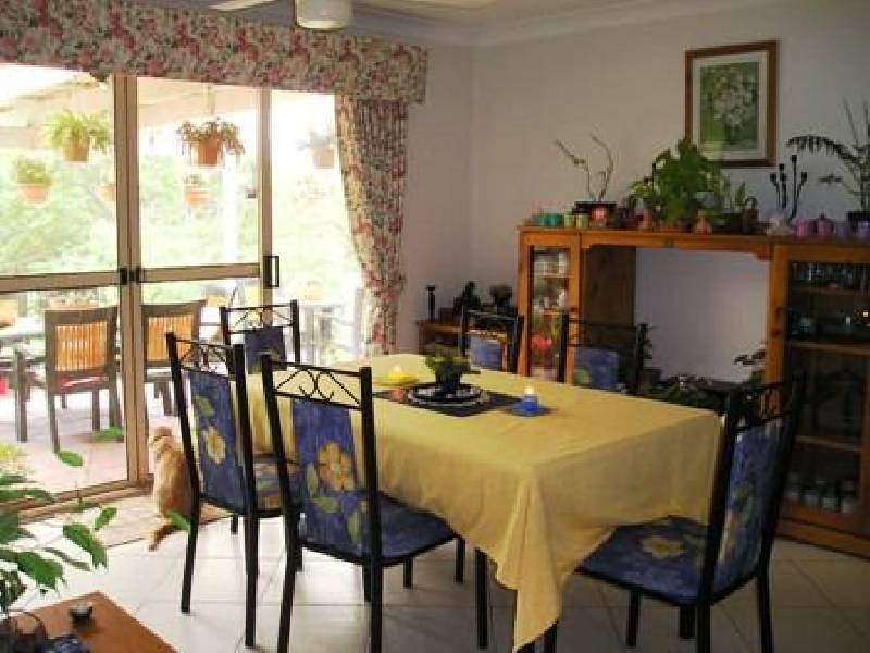 154 College Road, Karana Downs QLD 4306