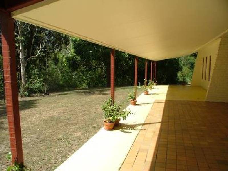 163 Riverside Avenue, Barellan Point QLD 4306