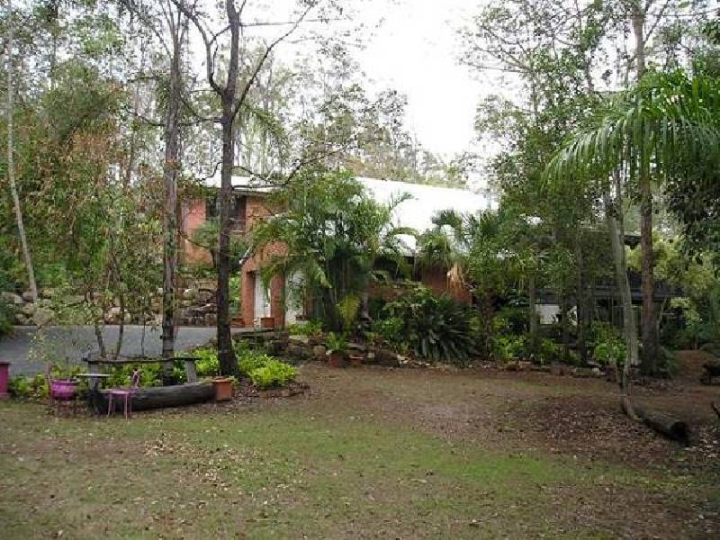 14 Omaru Grove, Karana Downs QLD 4306