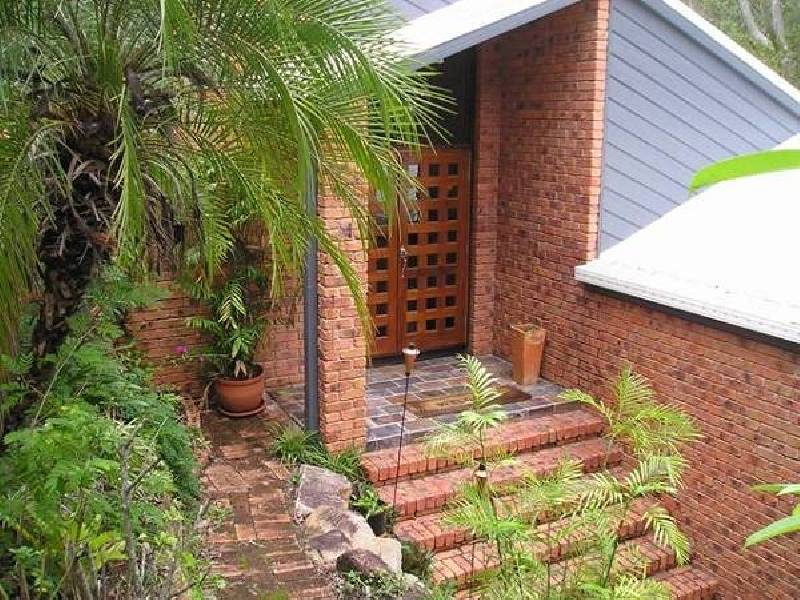 14 Omaru Grove, Karana Downs QLD 4306